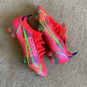 Mercurial Vapor 14 Elite FG 'Bright Crimson Indigo Burst'